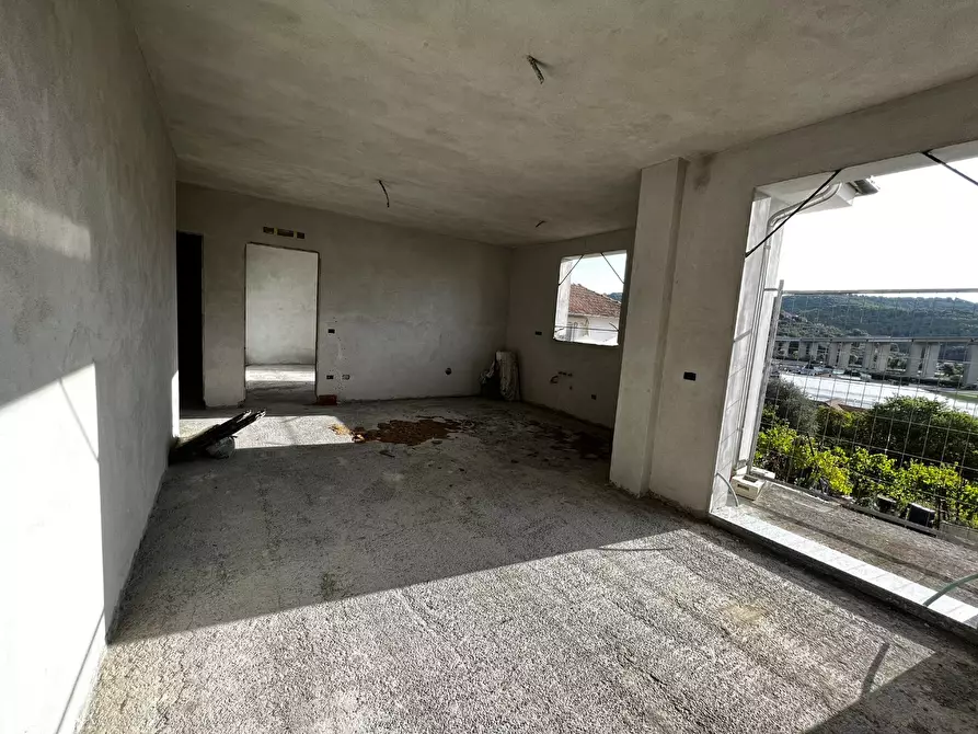 Immagine 5 di Villa in vendita  a Andora