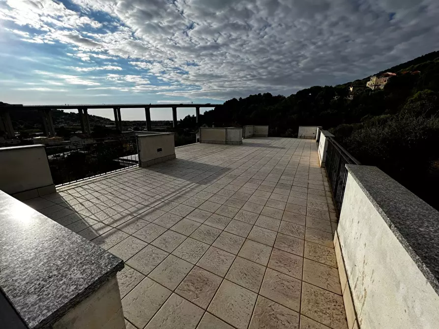 Immagine 4 di Villa in vendita  a Andora