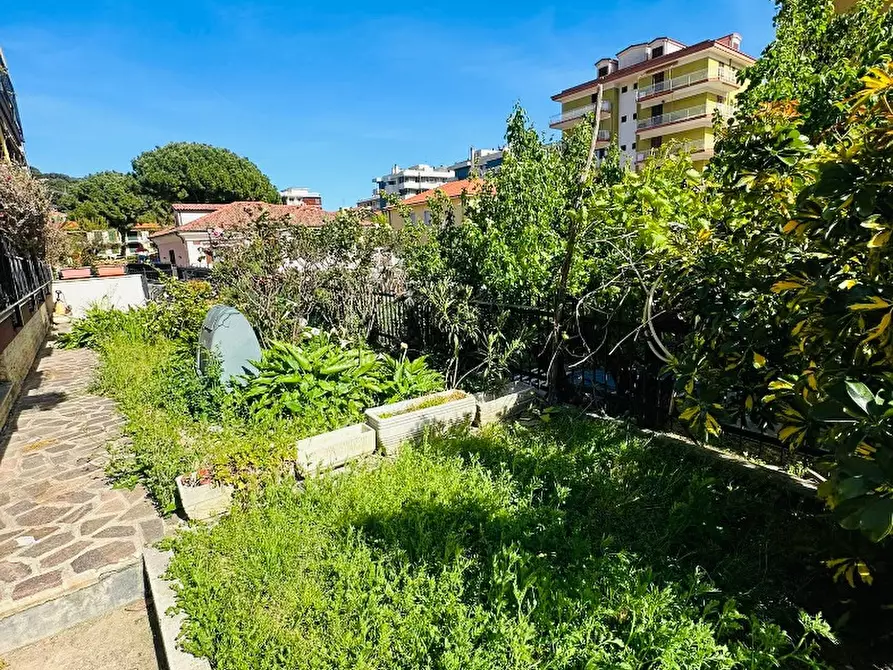 Immagine 8 di Appartamento in vendita  a Andora