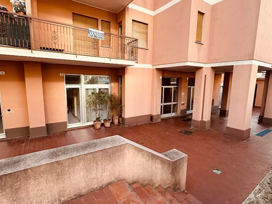 Immagine 11 di Appartamento in vendita  in Via L. Vaghi, 17 a Andora