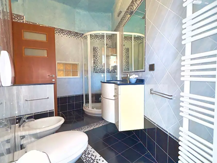 Immagine 23 di Appartamento in vendita  a Alassio