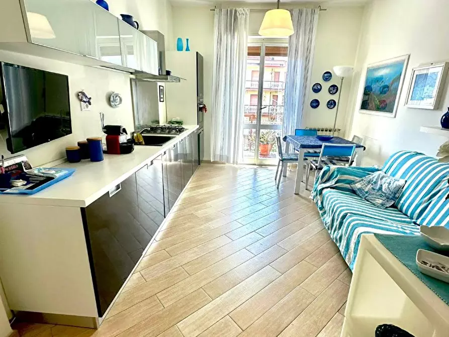 Immagine 2 di Appartamento in vendita  a Andora