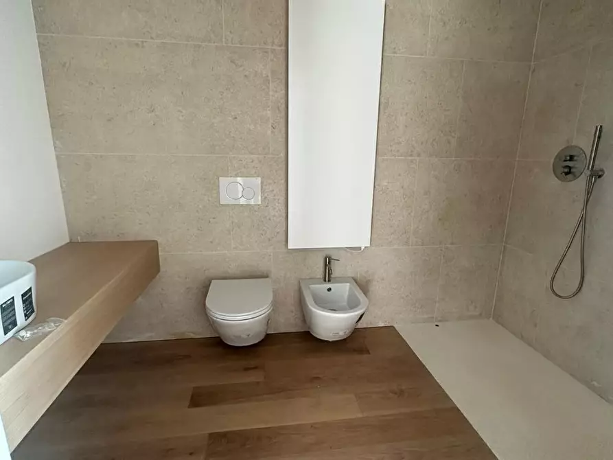 Immagine 11 di Appartamento in vendita  a Alassio