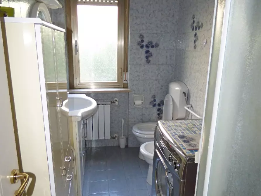 Immagine 8 di Appartamento in vendita  in Via Genova, 11 a Andora