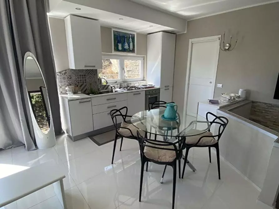 Immagine 6 di Villa in vendita  a Alassio