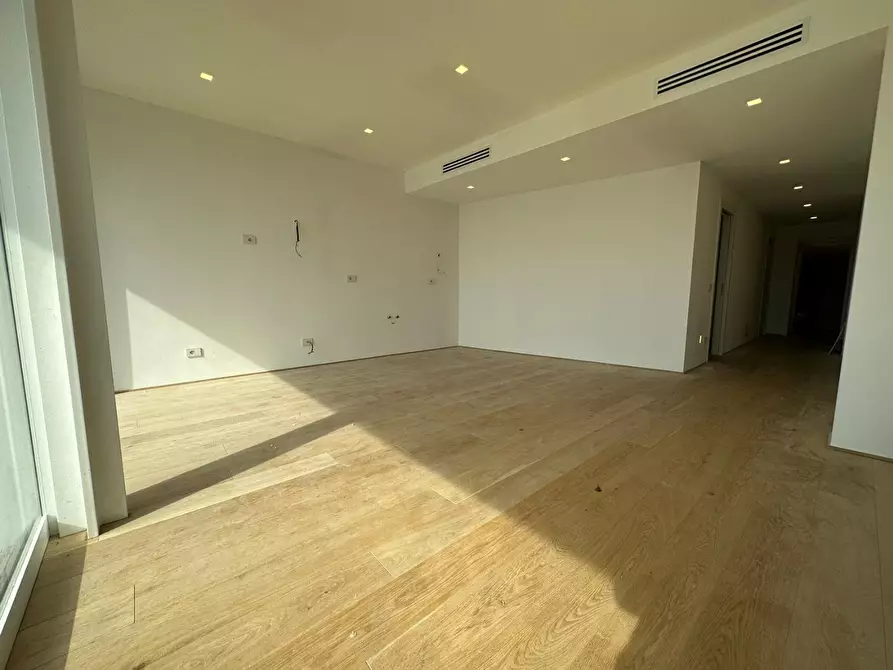 Immagine 2 di Appartamento in vendita  a Alassio