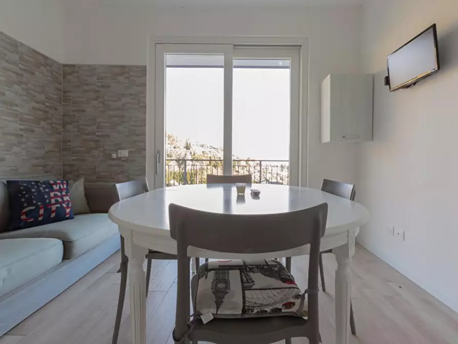 Immagine 3 di Villa in vendita  a Alassio