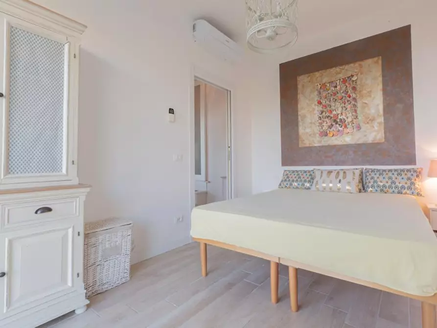 Immagine 4 di Villa in vendita  a Alassio