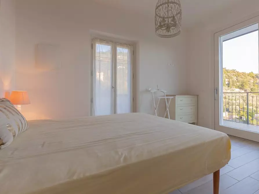 Immagine 15 di Villa in vendita  a Alassio