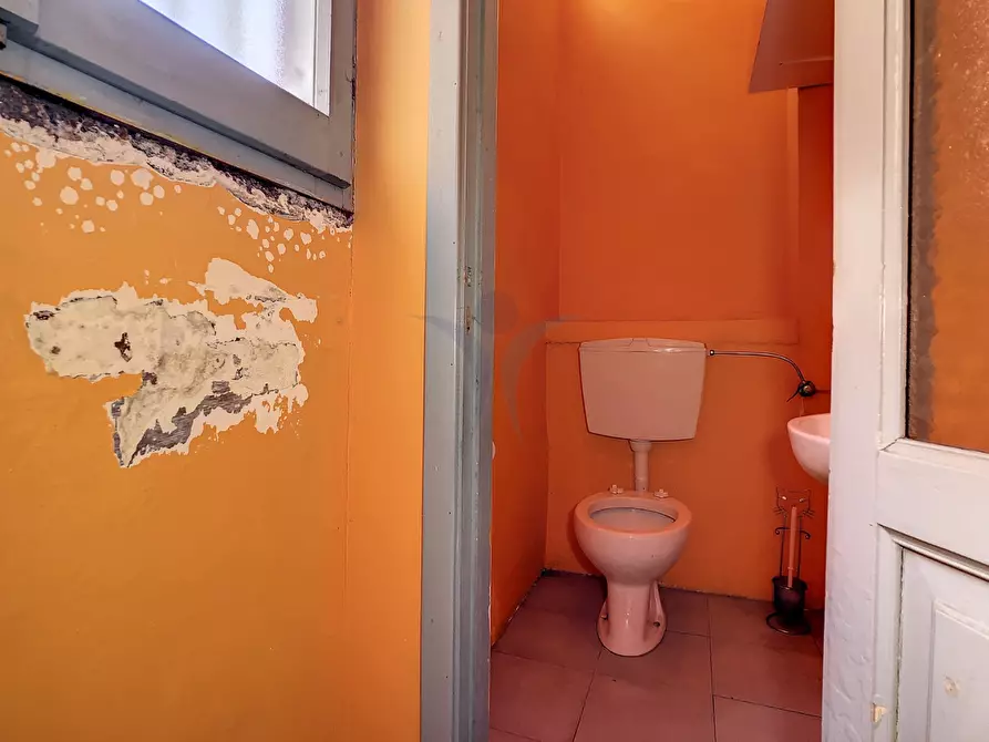 Immagine 4 di Negozio in affitto  a Montesilvano