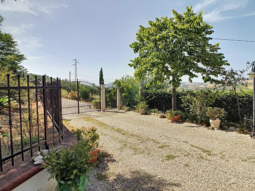 Immagine 3 di Appartamento in vendita  a Città Sant'angelo