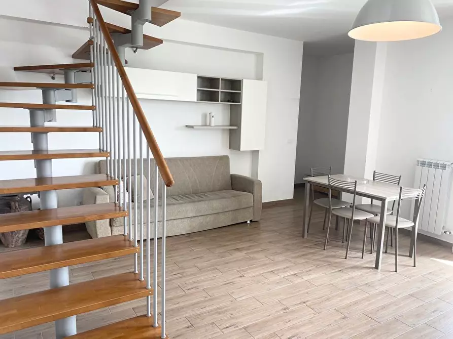 Immagine 3 di Appartamento in vendita  in Viale Torre Costiera, 6 a Città Sant'angelo