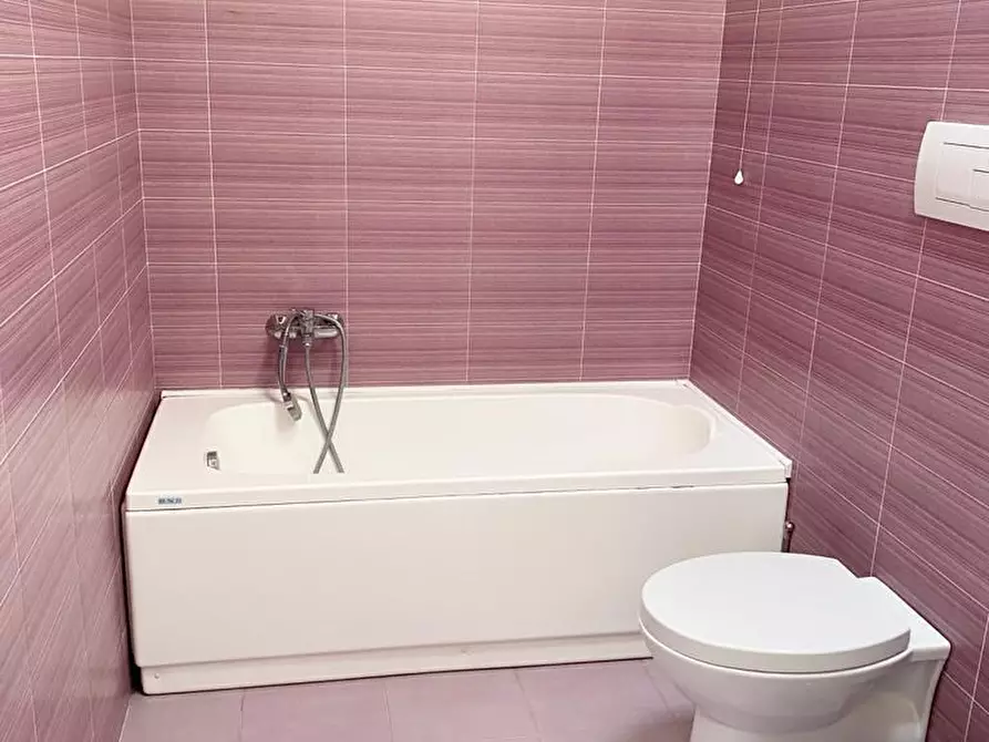 Immagine 11 di Appartamento in vendita  in Viale Torre Costiera, 6 a Città Sant'angelo