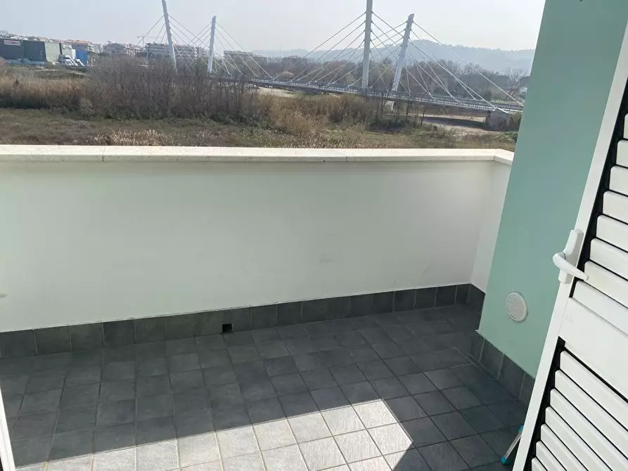 Immagine 14 di Appartamento in vendita  in Viale Torre Costiera, 6 a Città Sant'angelo