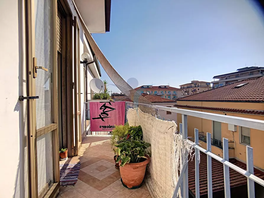 Immagine 3 di Appartamento in vendita  in Via Vella, 13 a Pescara