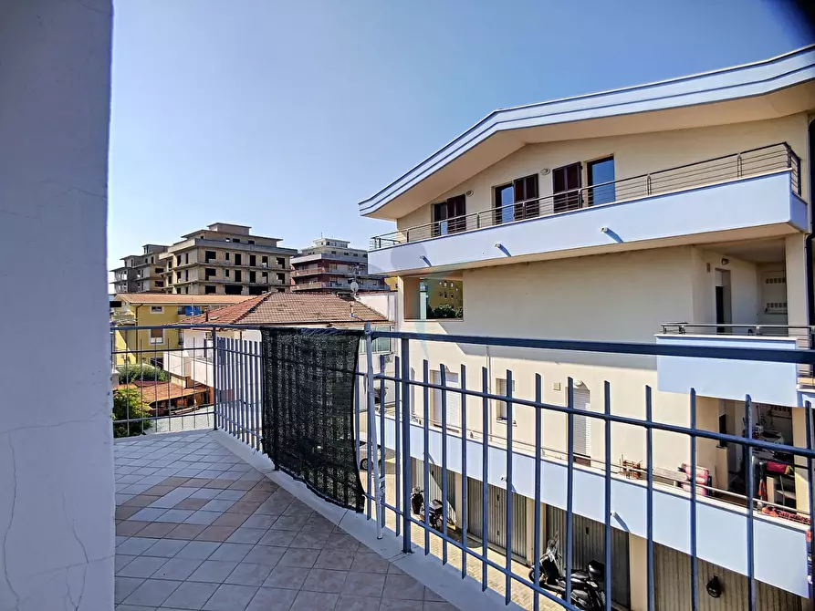 Immagine 12 di Appartamento in vendita  in Via Vella, 13 a Pescara