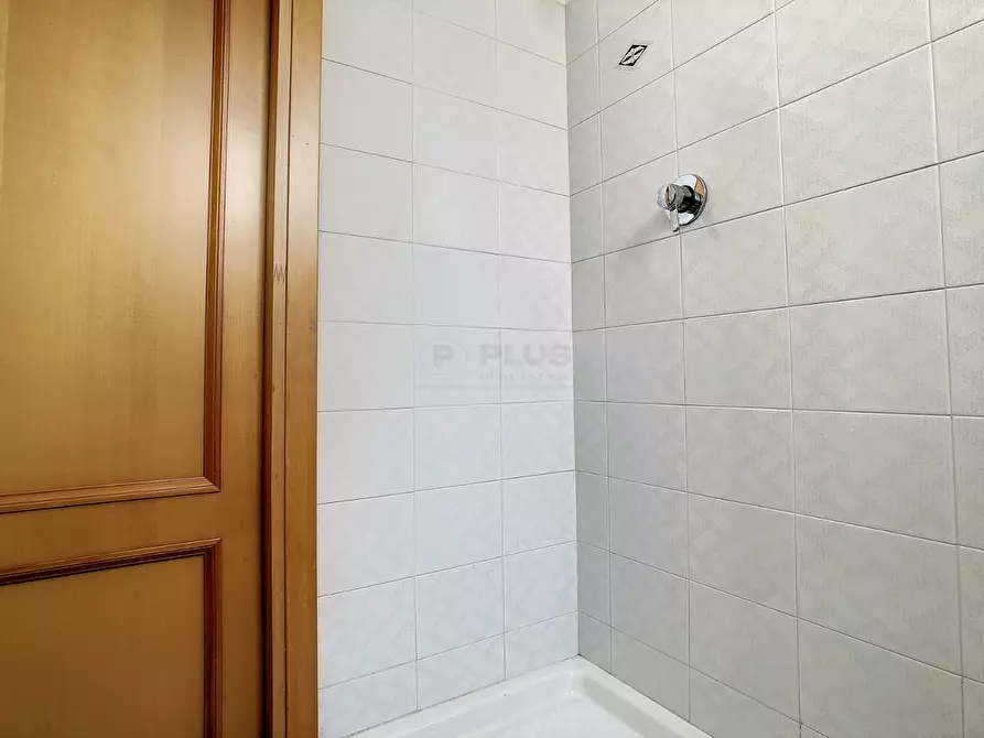 Immagine 9 di Appartamento in vendita  in C.so Umberto I, 134 a Montesilvano