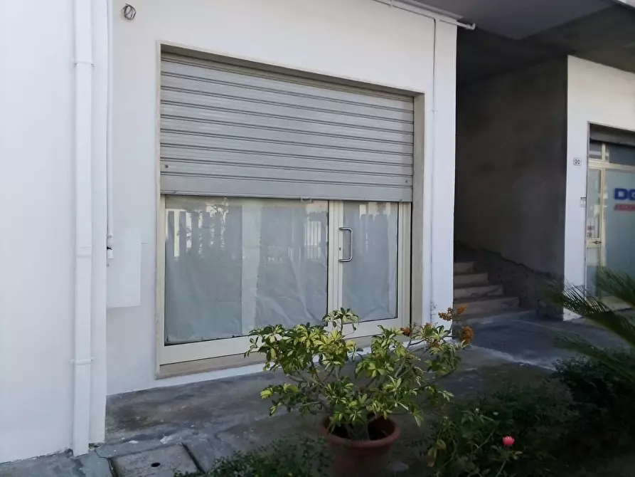 Immagine 7 di Negozio in affitto  in Via Abruzzo, 20 a Montesilvano