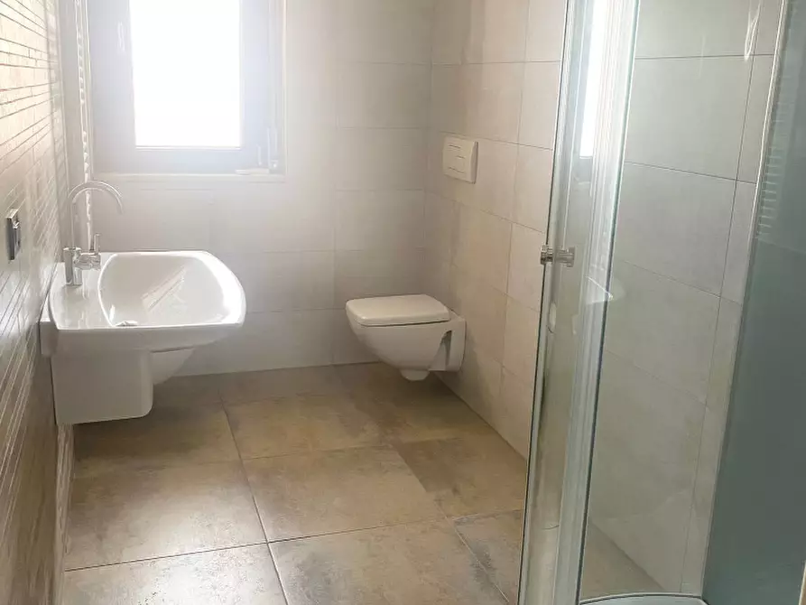 Immagine 10 di Appartamento in affitto  in Galleria Karol Wojtyla, 7 a San Giovanni Teatino