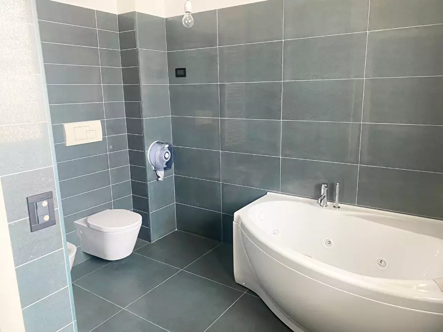 Immagine 13 di Appartamento in affitto  in Galleria Karol Wojtyla, 7 a San Giovanni Teatino