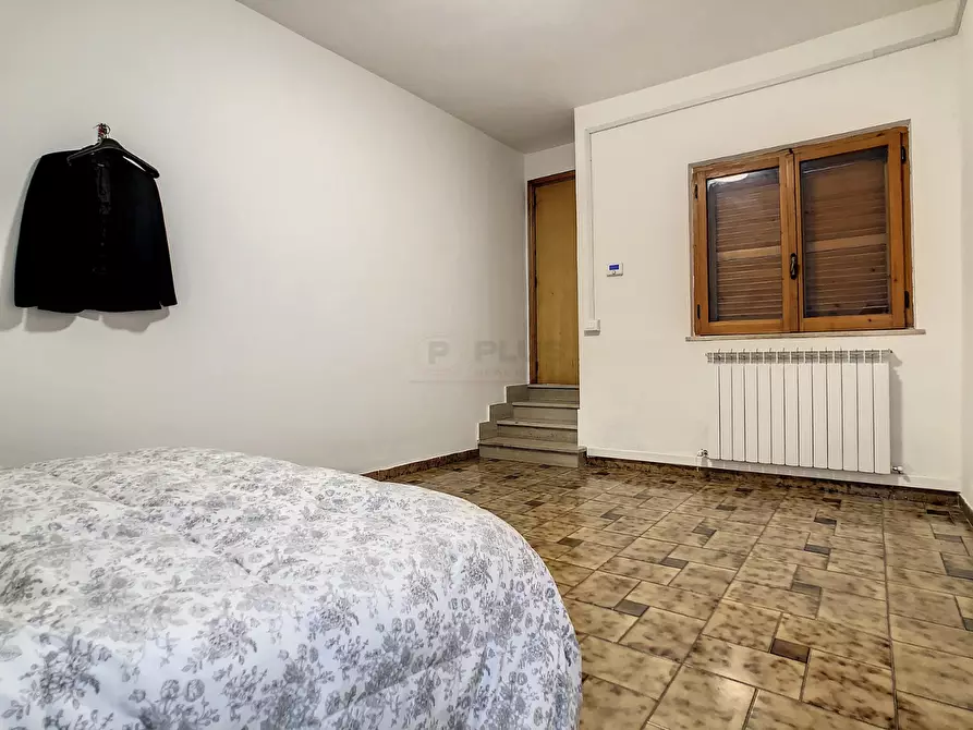 Immagine 11 di Appartamento in vendita  a Collecorvino