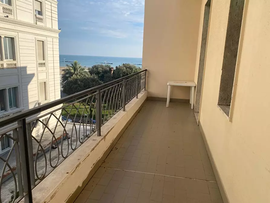 Immagine 2 di Appartamento in vendita  in Via G. Carducci, 62 a Pescara