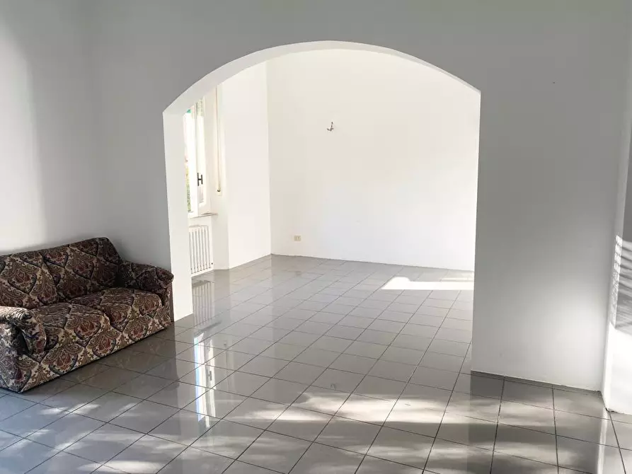 Immagine 7 di Appartamento in vendita  in Via G. Carducci, 62 a Pescara