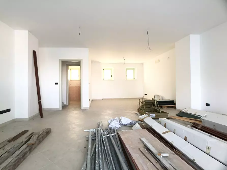 Immagine 8 di Ufficio in vendita  a Montesilvano