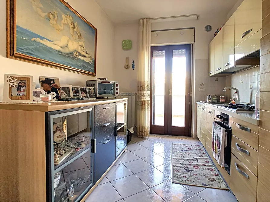 Immagine 11 di Appartamento in vendita  a Manoppello