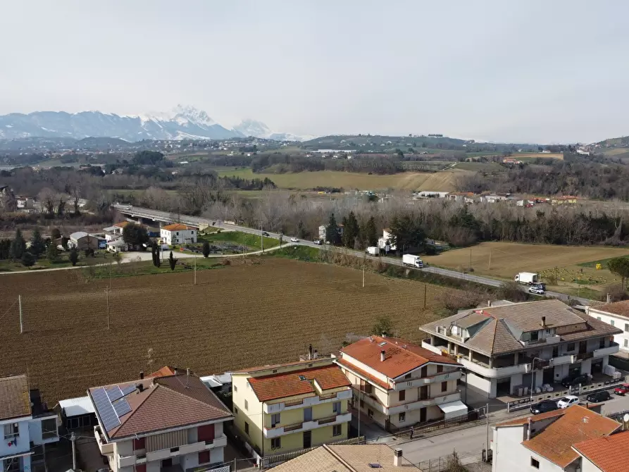 Immagine 2 di Appartamento in vendita  a Moscufo