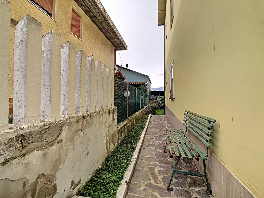 Immagine 24 di Appartamento in vendita  a Moscufo