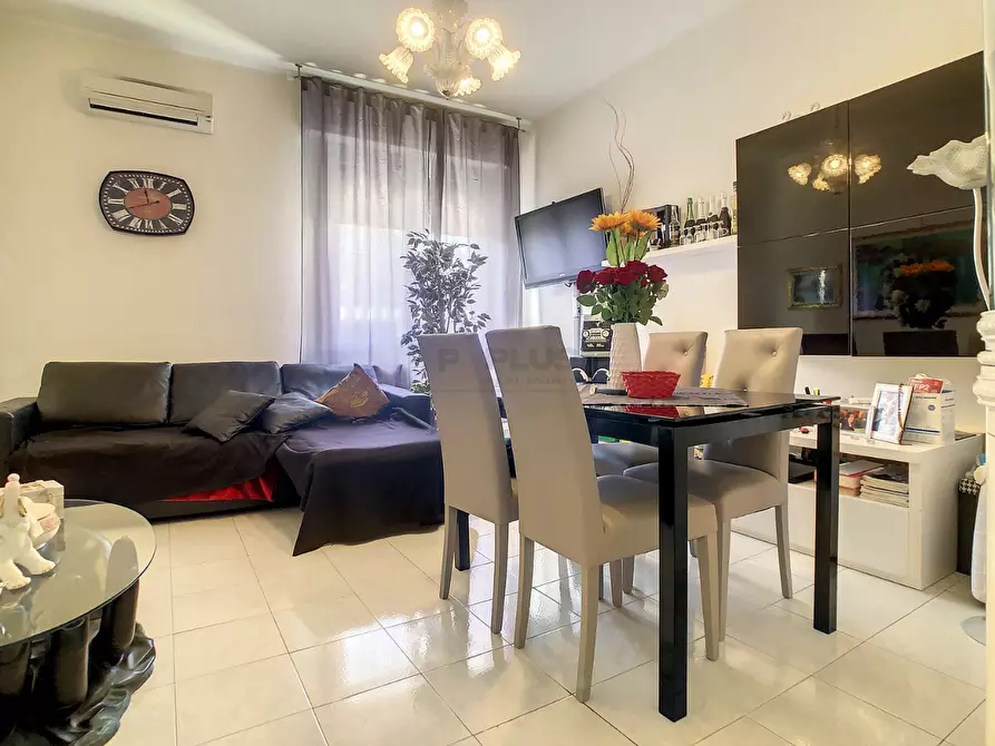 Immagine 2 di Appartamento in vendita  a Pescara