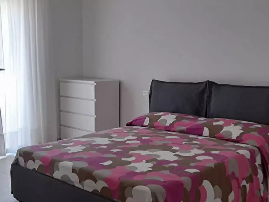 Immagine 8 di Appartamento in affitto  a Farindola