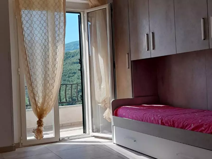 Immagine 10 di Appartamento in affitto  a Farindola