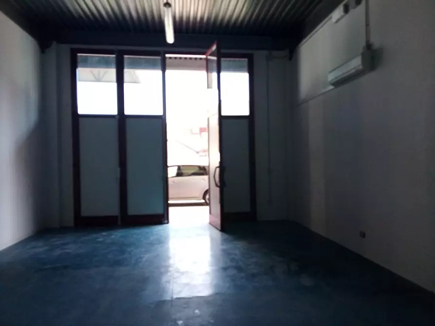 Immagine 3 di Laboratorio in affitto  a Montesilvano