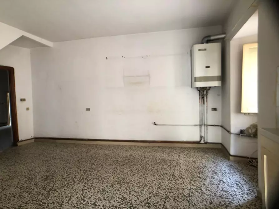 Immagine 6 di Villa in vendita  a Lettomanoppello