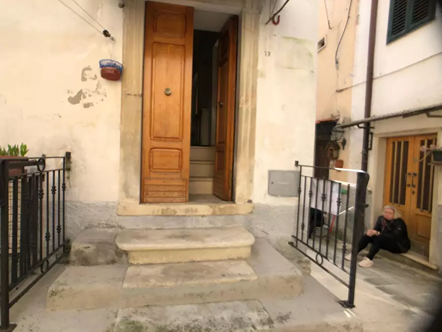 Immagine 7 di Villa in vendita  a Lettomanoppello