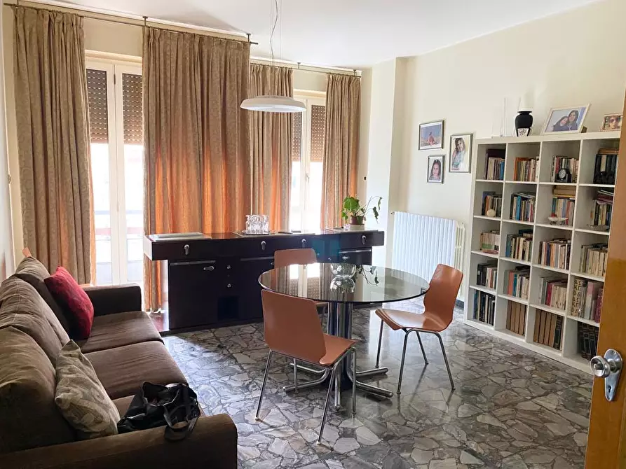 Immagine 2 di Appartamento in vendita  a Pescara