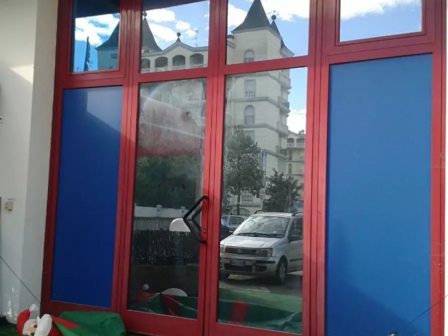 Immagine 3 di Magazzino in affitto  in Via Cavallotti a Montesilvano