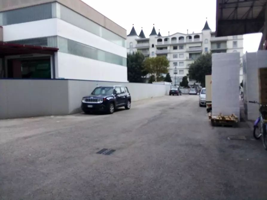 Immagine 8 di Laboratorio in affitto  in Via Cavallotti, 8 a Montesilvano