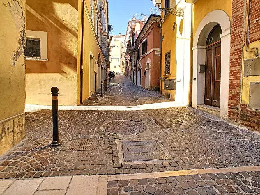 Immagine 7 di Appartamento in vendita  a Chieti