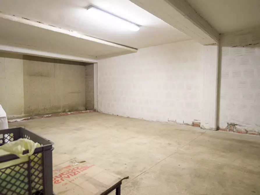 Immagine 7 di Box auto in vendita  in Via Padre Marella, 3 a Pianoro