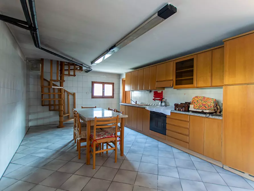 Immagine 13 di Villa in vendita  in Via Cova, 14 a Monzuno