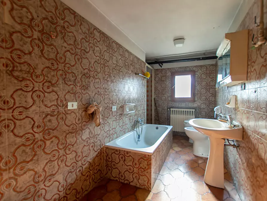 Immagine 17 di Villa in vendita  in Via Cova, 14 a Monzuno