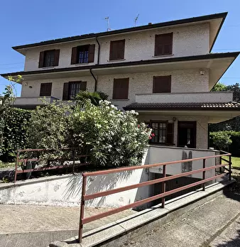 Foto annuncio 24