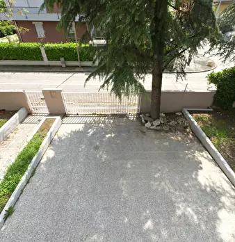 Foto annuncio 24