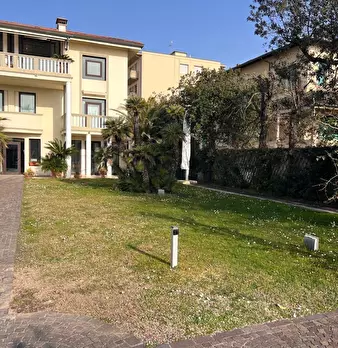 Foto annuncio 3