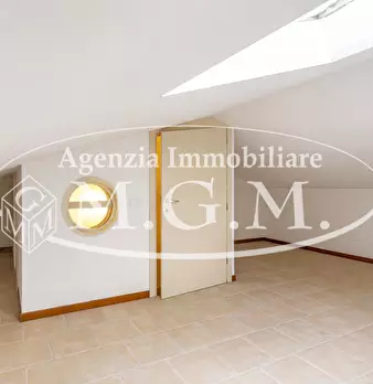 Foto annuncio 24