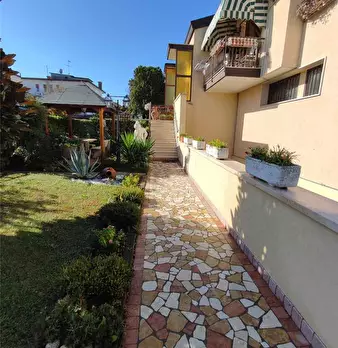 Foto annuncio 3