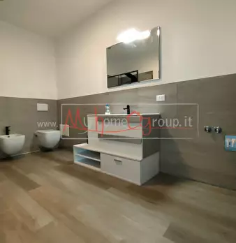 Foto annuncio 24